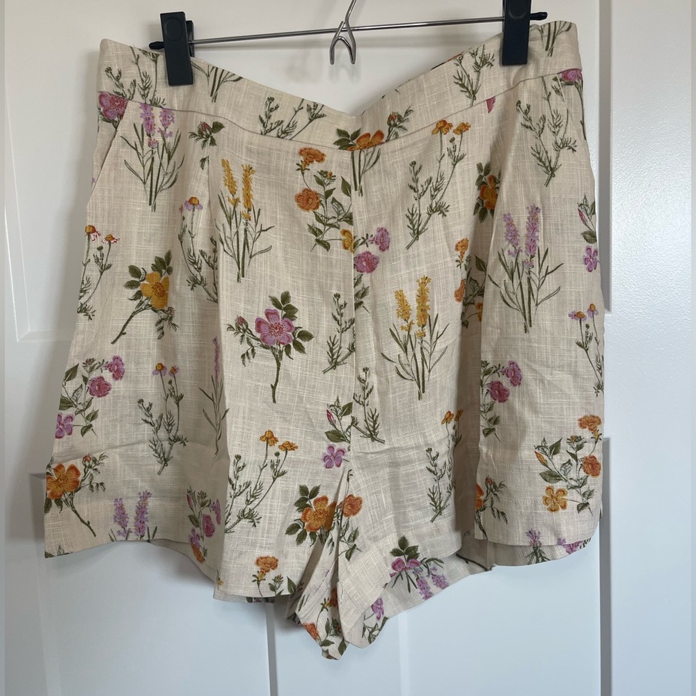 NWT Petal & Pup Auguste Tailored Shorts Size XL